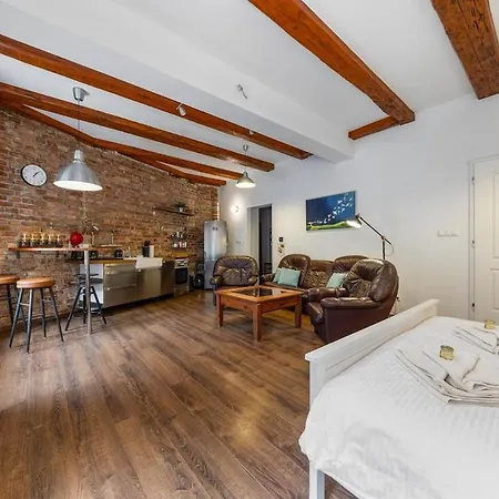 Good Vibes&honey Old Town