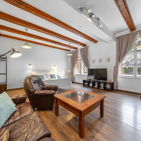 Good Vibes&honey Old Town *